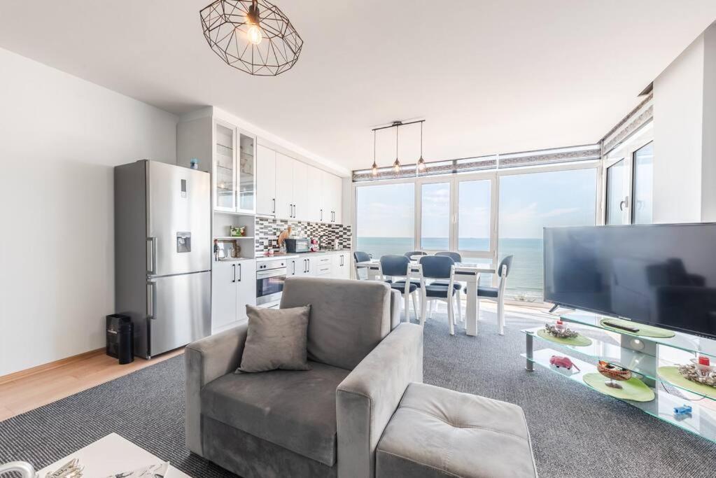 Seaview Luxury Suite By Ps 골렘 외부 사진